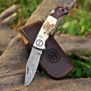 Couteau pliant artisanal en acier Damas, à verrouillage, EDC, pour poche, fournisseur OEM ODM, manche personnalisé, vente en gros, exportateur, corne de cerf, pointe clip point - Product Image 1