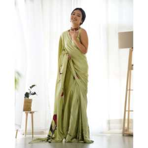 Sari Reversible de Viscosa para Mujer, Cuello en V, Color Verde Riva, Pintado a Mano, para Fiesta - Product Image 2