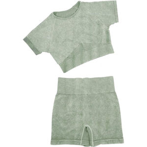 Conjunto de yoga para mujer 2026: Top corto con tirantes cruzados y shorts de cintura alta, conjunto de sujetador y pantalón corto sublimado de 2 piezas para gimnasio y entrenamiento. - Product Image 5