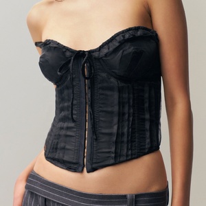 เสื้อครอปเซ็ทสีดำแบบไร้สายรัดไหล่สำหรับผู้หญิง  แบบผูกเชือกด้านหน้า  ขายส่ง  เสื้อครอปเซ็ททรงหลอดแบบเซ็กซี่  มีโครงดันทรง  กระชับรูปร่าง  เหมาะสำหรับงานปาร์ตี้ - Product Image 1