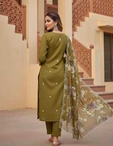 Ensemble indien pakistanais à fleurs orange, kurta en rayonne brodée avec dupatta, tenue traditionnelle pour les fêtes et les mariages pour femmes - Product Image 4