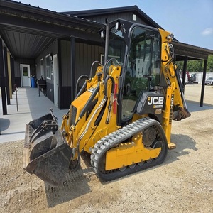 Chargeuse-pelleteuse JCB 1CXT robuste conçue pour les travaux d'excavation, de terrassement et les performances sur chantier difficiles, à vendre - Product Image 1