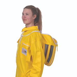 Traje de Apicultura Moderno y Ventilado Hecho en Pakistán para una Experiencia Cómoda, Ropa Deportiva Profesional - Product Image 5