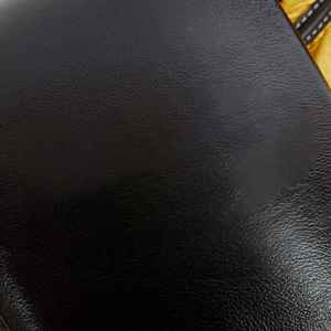 Guantes de Boxeo Profesionales con Espuma de Alta Densidad y Tejido Transpirable para Reducir el Sudor - Product Image 3