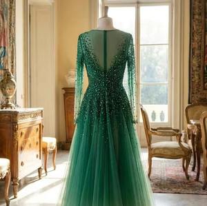 Vestido de Noche Verde Esmeralda de Manga Larga, Vestido de Tul con Cuentas Hechas a Mano, Vestido de Graduación Personalizado, Fabricante OEM - Product Image 2