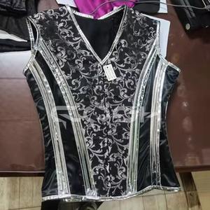Proveedor de Chalecos Corset para Hombre de Alta Calidad, Moda y Fitness, Brocado con PVC Plateado - Product Image 5