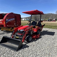 Tracteur à roues Massey-Ferguson GC1725 30 CV avec boîte de vitesses et pompe hydrostatiques fluides pour une utilisation facile et confortable