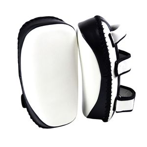 Almohadilla de entrenamiento de boxeo Muay Thai de cuero PU verde oliva al por mayor, resistente, con bordes cosidos y correas ajustables para el brazo - Product Image 3