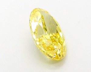 Diamante Amarillo Intenso de Lujo, 5.52 Quilates, Corte Oval Modificado, Excelente Pulido, Claridad VS1, Cultivado en Laboratorio, Certificado CVD, Gema Suelta - Product Image 1
