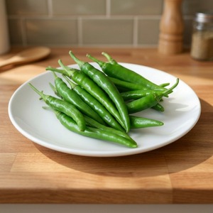 Chiles Verdes Frescos de Primera Calidad, Calidad de Exportación, Sabor Rico, Frescura Natural, Frescos de Granja, para Cocinar Todos los Días - Product Image 1