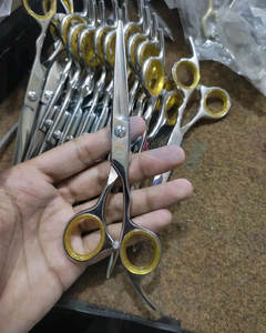 Tijeras de peluquería de alta calidad, todo tipo de tijeras para cortar y peinar el cabello, proveedores mayoristas de tijeras profesionales. - Product Image 3