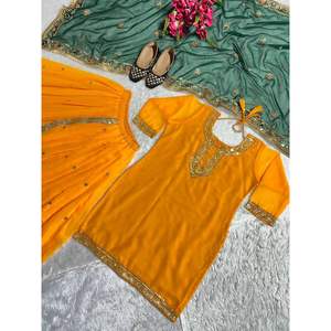 Conjunto de Ropa de Diseño Indio y Pakistaní para Fiesta, Top, Falda Dhoti y Dupatta - Product Image 6