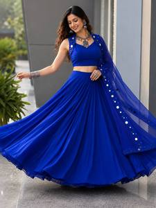 Conjunto de Lehenga Choli Azul Rey con Dupatta con Trabajo de Espejos - Product Image 1