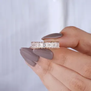 Bague élégante en or rose avec diamants baguette, alliance éternelle complète pour femme, cadeau de luxe pour mariage, fiançailles, anniversaire, bijoux fins - Product Image 3