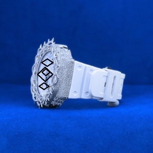 Montre de luxe en moissanite, bracelet en silicone blanc, boîtier rectangulaire, montre LED, montre numérique de style tendance - Product Image 2