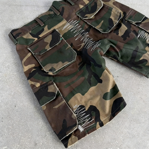 Shorts de Mezclilla Camuflados para Hombre, 100% Algodón, Personalizables con Bordado, Estampado, Pedrería, Detalles Desgastados y Otros Diseños - Product Image 4