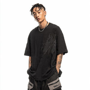 เสื้อยืดโอเวอร์ไซส์ประดับเพชรเทียม แขนเสื้อแบบดรอปไหล่ คอกลม สำหรับผู้ชาย เสื้อยืดลำลองประดับเพชรเทียม ทรงหลวมสำหรับผู้ชาย - Product Image 1