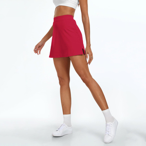 Jupe de sport athlétique pour femmes en polyester et élasthanne, tissu hautement extensible, jupe de tennis, de golf et de course de haute qualité avec nom d'équipe personnalisé - Product Image 4