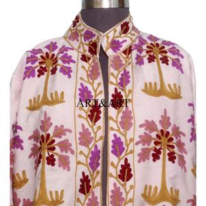 Chaqueta de Abrigo Regular para Mujer, Bordada a Mano con Terciopelo Suzani, Ecológica, Acolchada, con Diseño Colorido de Estilo Vintage, de Algodón - Product Image 4