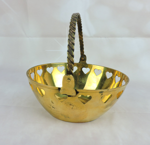 Mejor Tazón de Caramelos de Latón de Diseño, Directo del Fabricante en India, Tazón de Latón en Forma de Corazón, Precio al por Mayor - Product Image 2