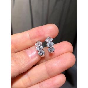 ต่างหูเพชรทรงกลมแบบห่วง 14K ทองคำขาว ดีไซน์เรียบหรูสำหรับผู้หญิง เหมาะสำหรับใส่ทุกวัน เป็นของขวัญหรือใส่ไปงานปาร์ตี้ - Product Image 1