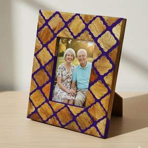 Marco de fotos de diseño moderno con incrustaciones de resina y acabado brillante en resina, marco de fotos de MDF a un precio muy razonable. - Product Image 5