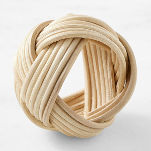 Anneau de serviette en bois, forme ronde, style nordique, écologique, décoration de table, idéal pour un cadeau, anneau de serviette en rotin - Product Image 1