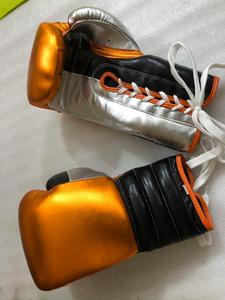 Guantes de Boxeo de Cuero Vacuno, Tamaño y Color Personalizados para Propietarios de Gimnasios, Entrenadores, Pedidos al por Mayor, Equipo Profesional para Entrenamiento y Sparring - Product Image 4