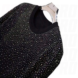 T-shirt surdimensionné personnalisé avec strass dégradés sur le devant, unisexe, effet scintillant, en gros, 100 % coton jersey, streetwear premium - Product Image 3