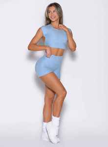 Ensemble de sport 2 pièces bleu clair pour femme, débardeur court sans manches et short taille haute, couleur unie, tricoté, respirant, pour le printemps et l'été - Product Image 5
