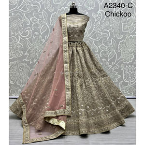 Collections de velours de vêtements de mariée indiens pour la mariée avec le travail de Zarkhan par Fabzone - Product Image 3