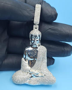 Pendentif Bouddha Glacé en Argent 925 Plaqué Or 18K Luxe Hip Hop Avalokitesvara Moissanite Personnalisée Rapper Bling Fête Hommes - Product Image 1