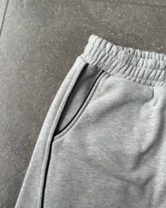 Ensemble de survêtement gris à capuche court |   Survêtement technique à empiècements |   Ensemble Athleisure Oversize |   Fabricant de Marques Privées OEM - Product Image 4