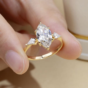 Anillo de Diamante de Laboratorio con Corte Marquise Geométrico IGI D-E-F VVS-VS, Oro 14K, Oro Rosa, Oro Blanco, Plata, Suministro B2B de Solitarios - Product Image 3