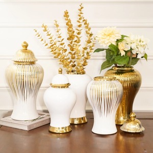 Hot Selling Modern Creative Art Unique Designer <b>Texture</b> Gold Plated Premium Quality Metal Planter With Black Color Pot - Product Image 2
