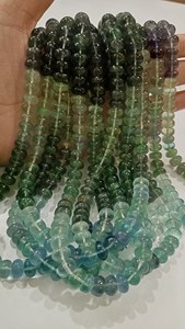 Perles rondes en fluorite naturelle multicolore, 8 mm, vendues par brin de 8 pouces de long - Product Image 2