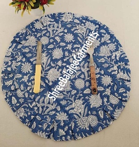 Manteles individuales Reversibles azul claro, bloque de mano Floral con estampado de volantes, decoración de mesa de comedor desechable moderna, reutilizable para el hogar - Product Image 1