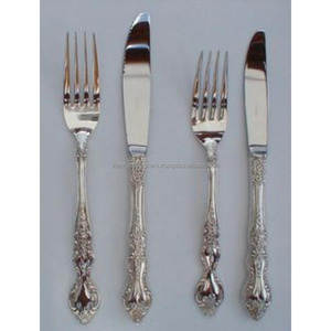 Ensemble de couverts en métal élégant et robuste avec poignée épaisse pour une durabilité accrue et une sensation de dîner luxueuse - Product Image 2