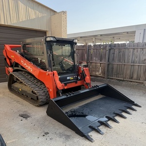 Chargeuse compacte sur chenilles Kubota SVL75-3 d'occasion à prix abordable avec caractéristiques clés : moteur, roulement, pompe, boîte de vitesses, PLC - Product Image 4