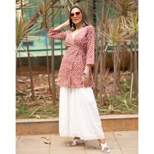Conjunto de Kurta de Algodón Rojo Poppy, Talla XS, Casual, con Mangas Tres Cuartos - Product Image 5