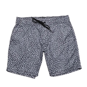 Shorts de sport décontractés pour hommes, respirants, écologiques, 100 % polyester, maille à séchage rapide, motif uni, coupe ample, pour la plage - Product Image 1