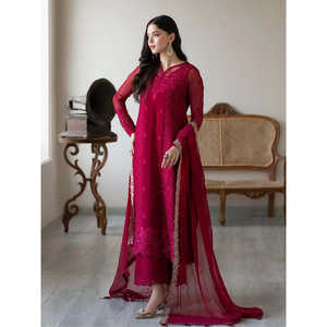 Ensemble de costume de soirée pour femmes de créateur avec haut-plazzo et dupatta, travail de broderie lourd - Product Image 3