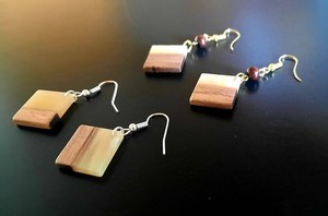 Boucles d'oreilles en bois et résine faites à la main, bijoux de mode légers et écologiques pour femmes, vente en gros pour la fabrication de bijoux - Product Image 5