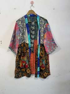 Cómoda y Ligera Chaqueta de Verano Estilo Hippie con Parches y Estampado Floral, Kimono Tipo Bata - Product Image 6