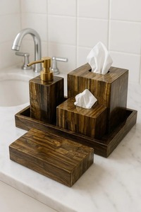 Ensemble d'accessoires de salle de bain en résine personnalisés de style luxueux, quatre pièces, respectueux de l'environnement, porte-savon, plateau, flacon de shampoing - Product Image 3