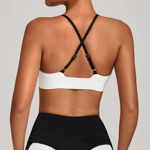 Soutien-gorge de sport blanc pour femme, col en V profond, bretelles spaghetti, sans couture, maintien moyen, respirant, style uni, pour le yoga - Product Image 3