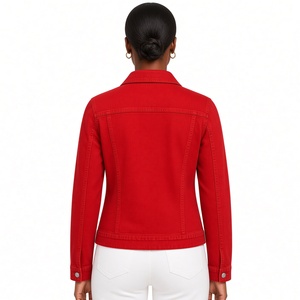 Chaqueta Vaquera de Moda para Mujer PDK, Roja, Silueta Ajustada, con Escudo Bordado de la Hermandad, Cierre de Botones Metálicos y Funcional - Product Image 2