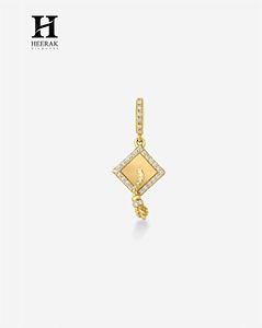 Colgante de Borla para Birrete de Graduación con Diamante Auténtico de Lujo, Oro Sólido de 14K y 18K, Joyería al por Mayor - Product Image 2