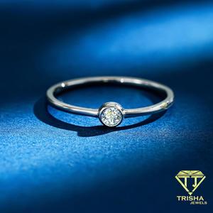 Anillo minimalista de moissanita con corte redondo, plata de ley, engaste de bisel, joyería de compromiso solitaria para mujer, regalo elegante - Product Image 5