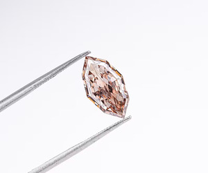 Listo para enviar, diamante de laboratorio de 2 quilates con corte marquesa, color marrón champán, diamante solitario, diamante suelto de laboratorio para anillo. - Product Image 1